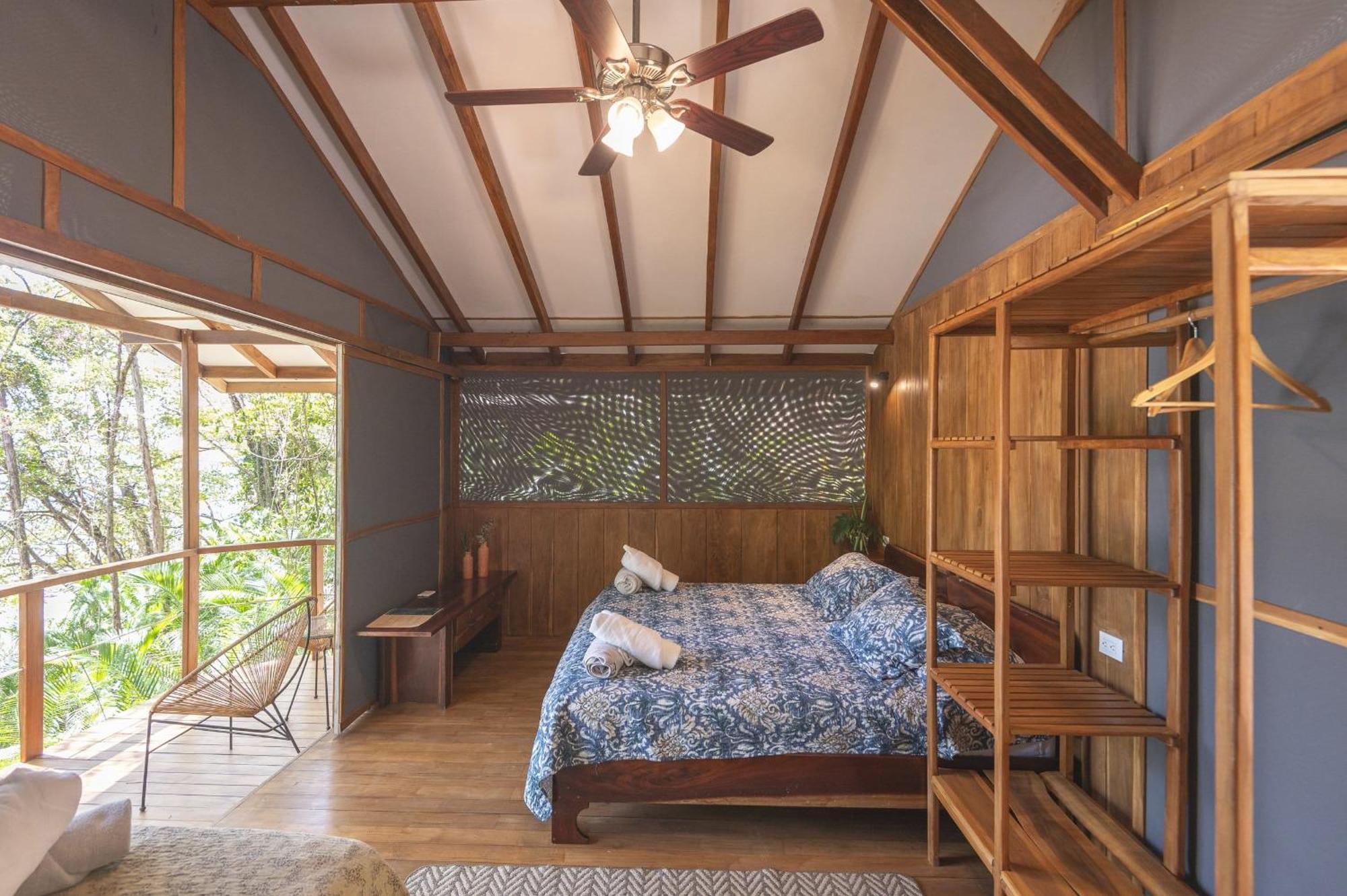 Los Vivos Beachfront Experience Pochote Bilik gambar