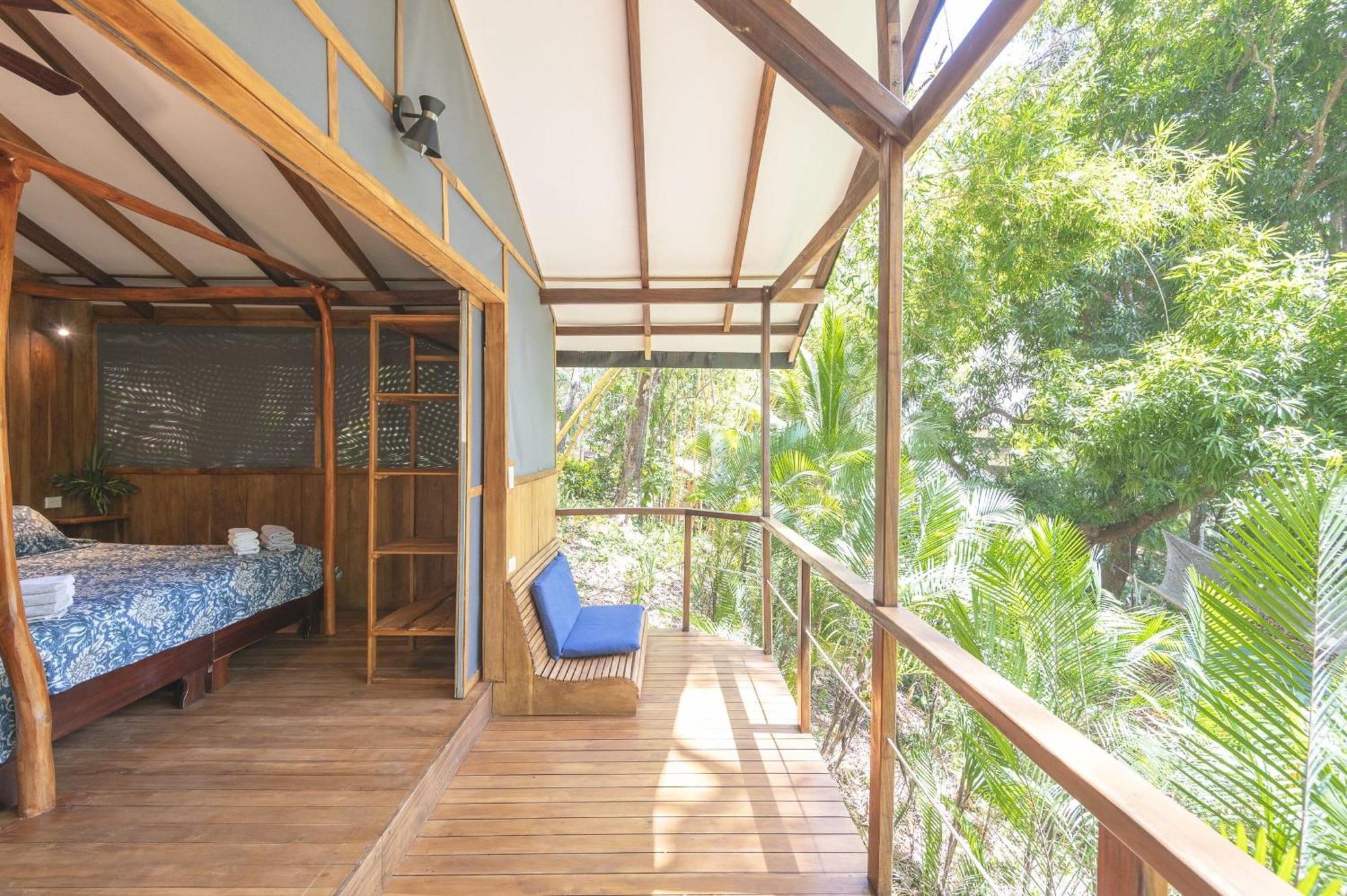 Los Vivos Beachfront Experience Pochote Bilik gambar
