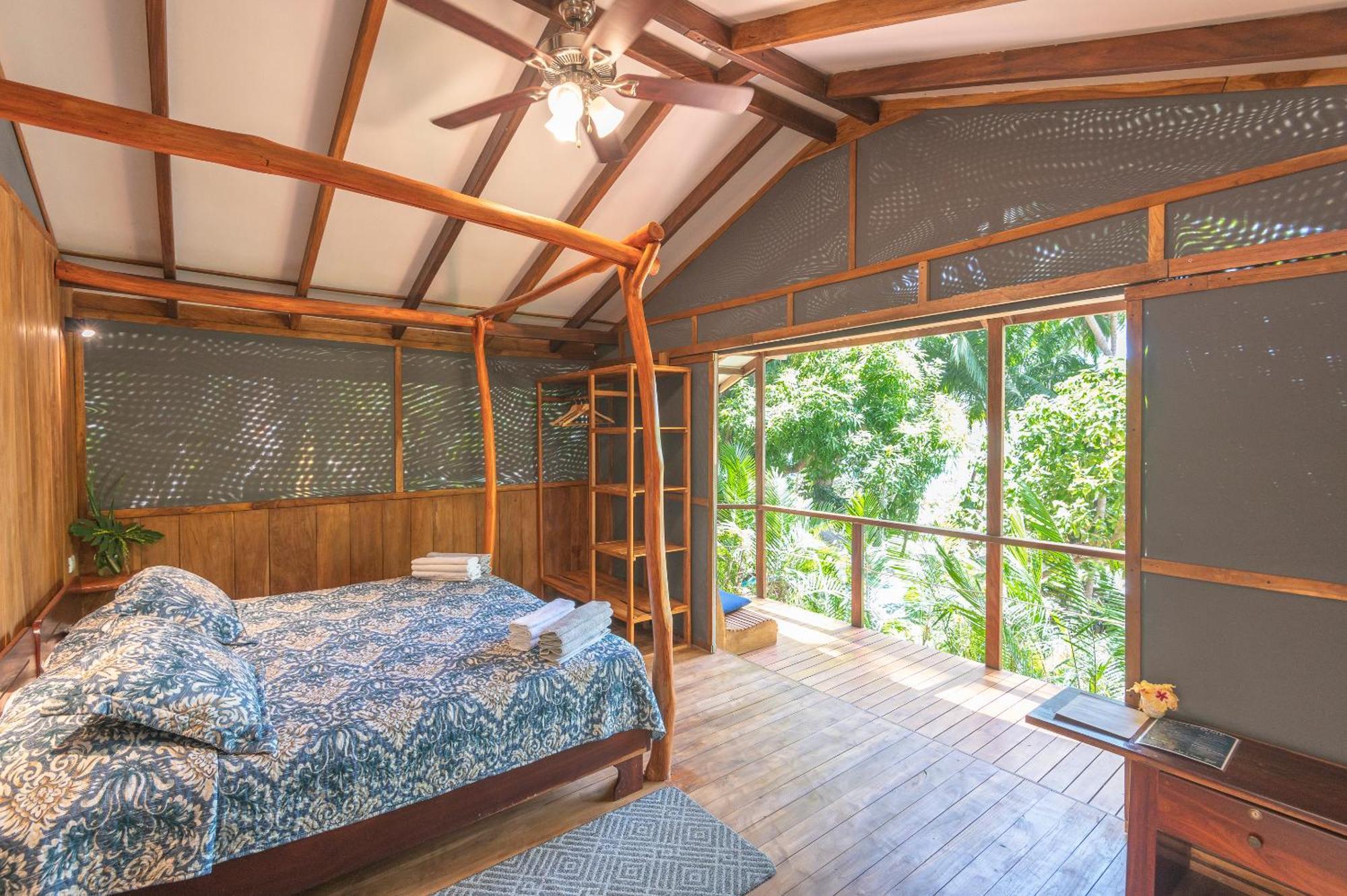 Los Vivos Beachfront Experience Pochote Bilik gambar